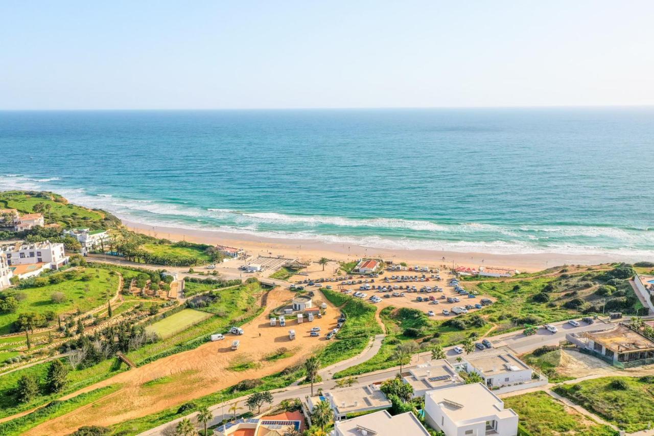 Pola Seaview By Moje Apartment *